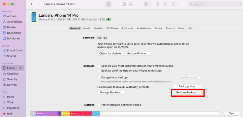 Állítsa vissza a biztonsági másolatot a Finder segítségével Mac rendszeren