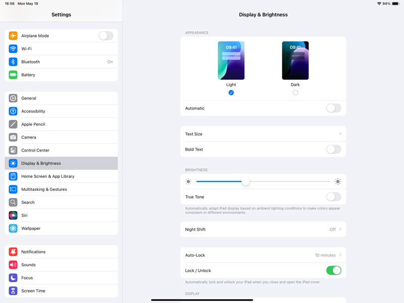 iPad Settings Display Brightness ios 18