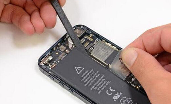 Gjør iPhone 5 Batteribytte